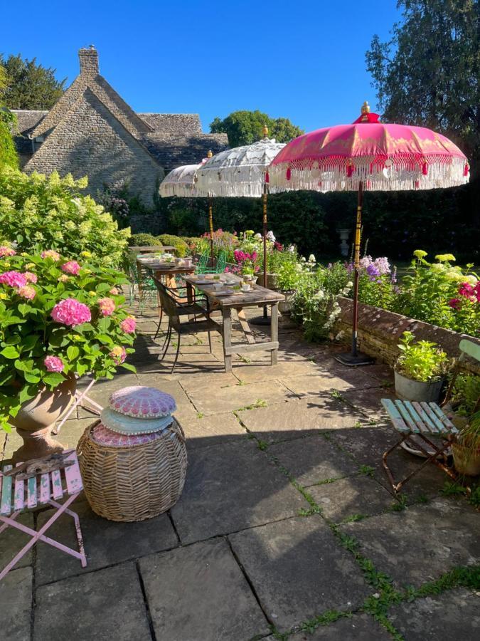 Pytts House Boutique * Burford